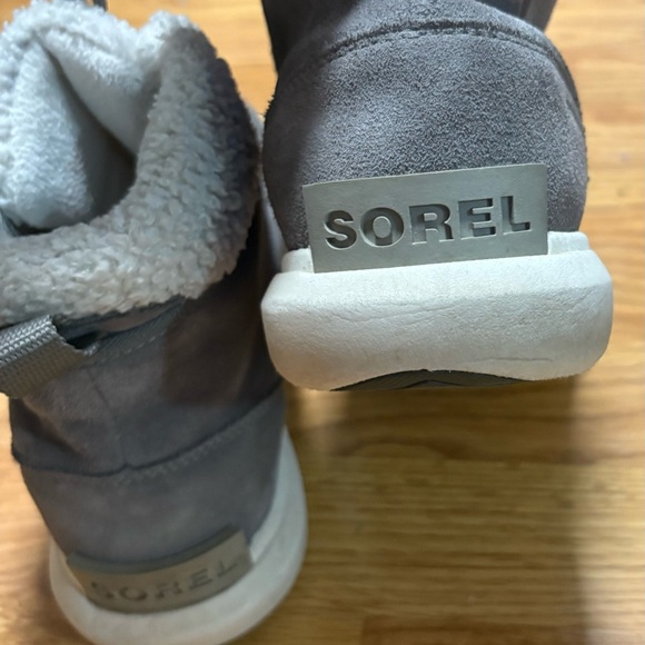 Sorel Women's Faux Fur Boots - Picture 5 of 8
